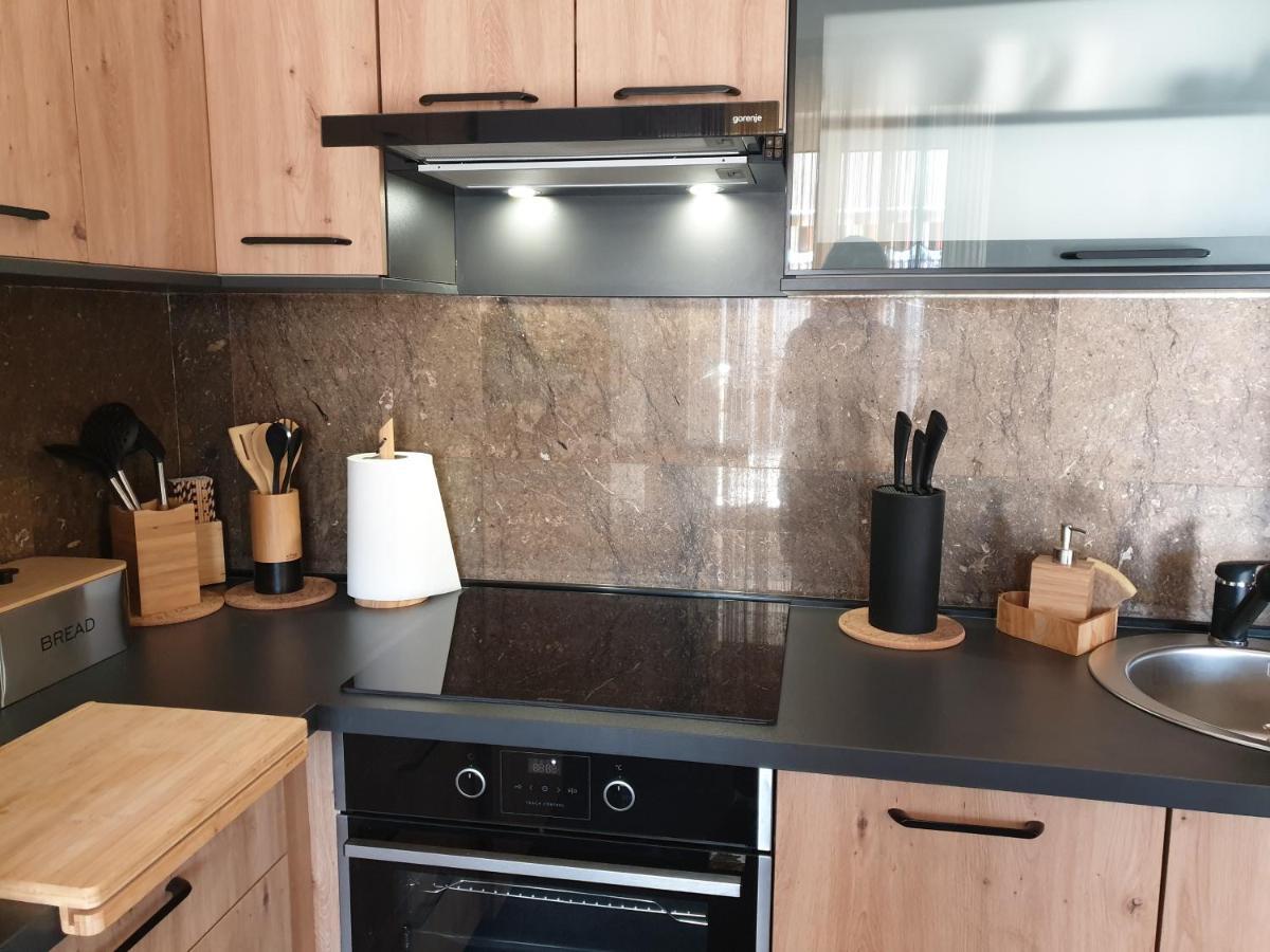 רובנסקה Apartman Anabella מראה חיצוני תמונה